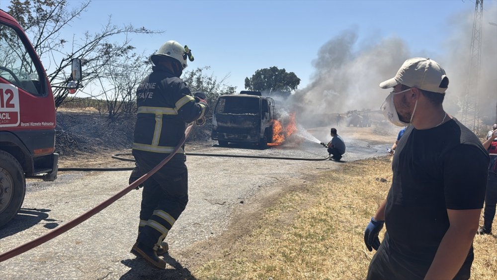 Edirne Süloğlu seyir halindeki akaryakıt tankerinde çıkan yangın söndürüldü
