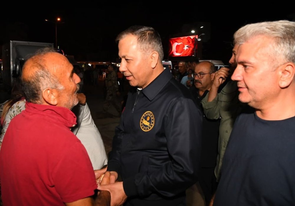 İçişleri Bakanı Yerlikaya'dan Balıkesir'deki depreme ilişkin paylaşım: