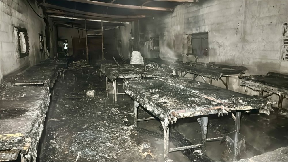 Dilıvasında mermerit tezgah atölyesinde çıkan yangın söndürüldü