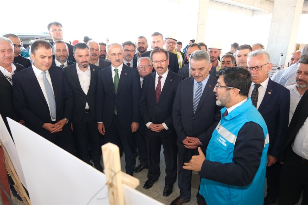 Ulaştırma ve Altyapı Bakanı Uraloğlu, “Altyapının tamamını bitirdik"