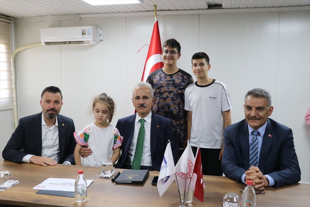 Ulaştırma ve Altyapı Bakanı Uraloğlu, “Altyapının tamamını bitirdik"