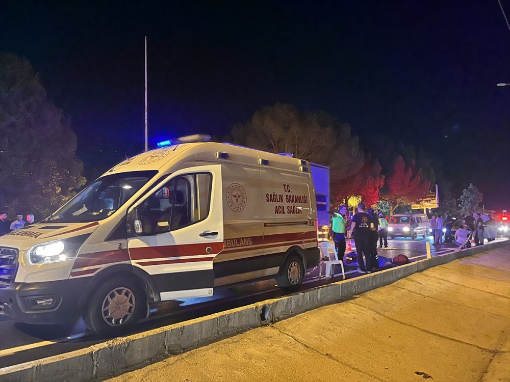 Burdur'da otomobilin çarptığı 84 yaşındaki yaya öldü