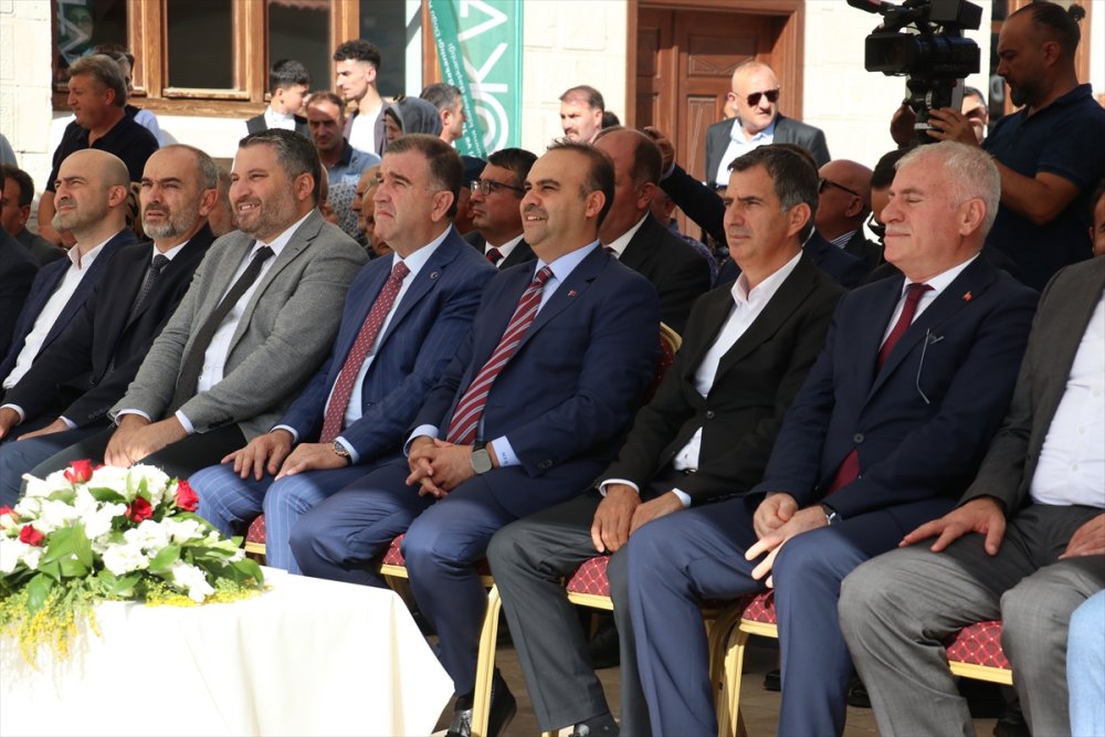 Sanayi ve Teknoloji Bakanı Fatih Kacır, Bayburt'ta açılış ve imza töreninde konuştu: