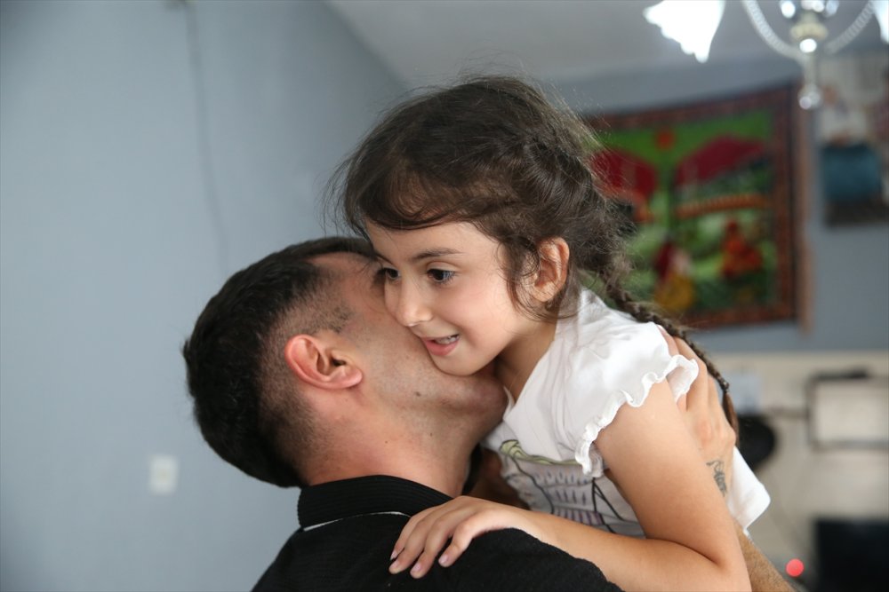 Yağmur Doktor Olmak İstiyor