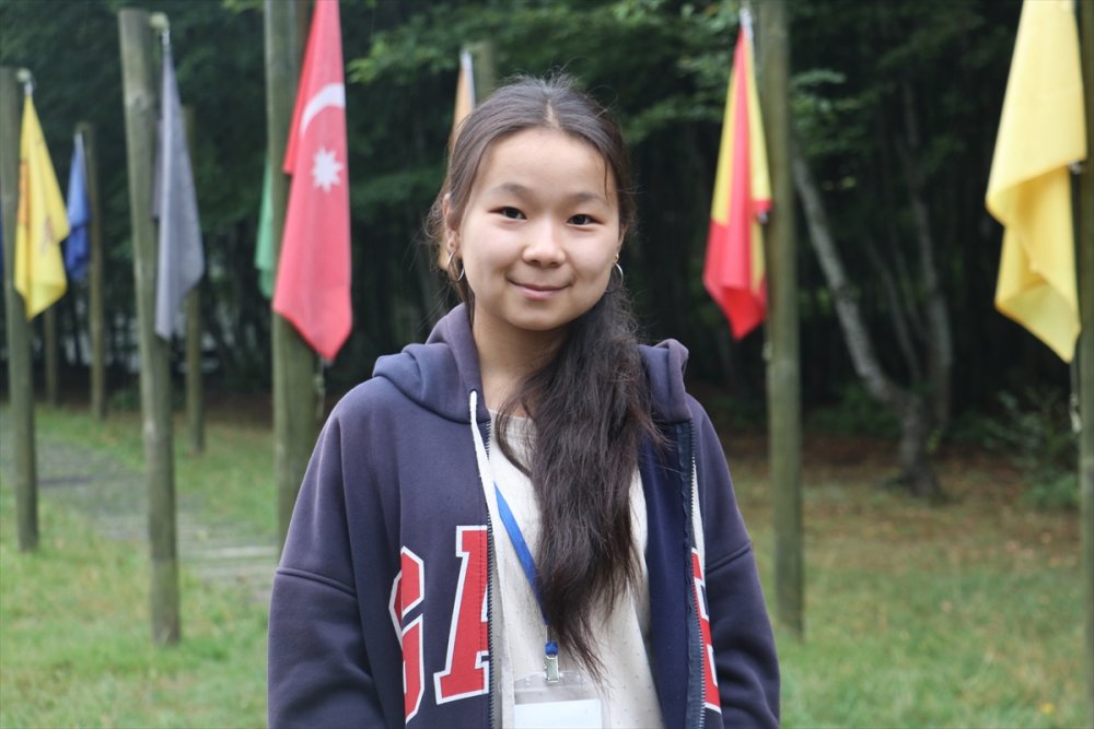 Türk ve uluslararası öğrenciler kamp ortamında okuma ve kültür deneyimi kazandı