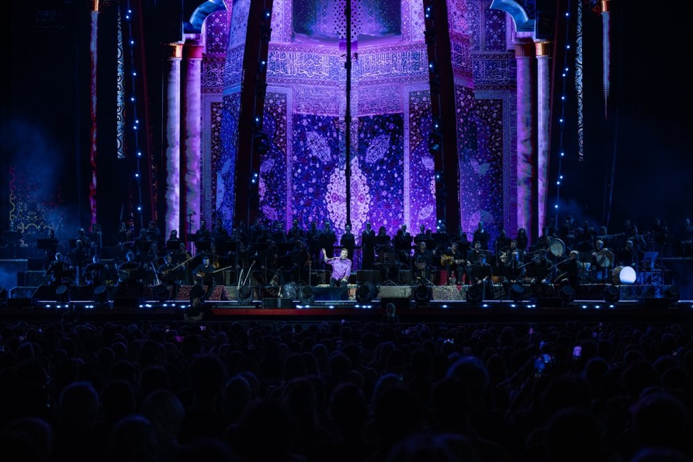 Dünyaca ünlü besteci ve müzisyen Sami Yusuf, İstanbul'da konser verdi