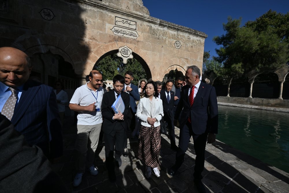 Japonya Prensesi Akiko Mikasa, Balıklıgöl'ü ziyaret etti