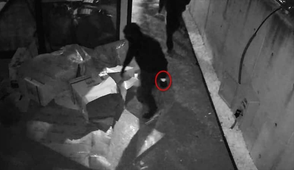 Bir gün önce evi taşıdır ertesi gün hırsızlığa geldiler