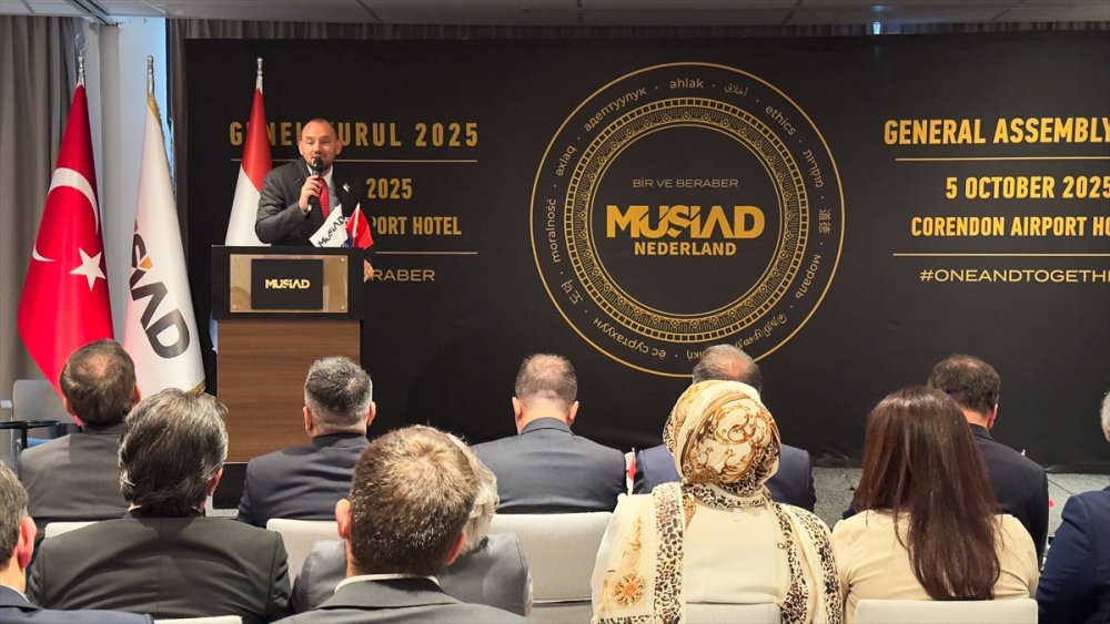 MÜSİAD Genel Başkanı Burhan Özdemir, yeni dünya düzeni şekillenirken Türkiye'nin merkezde yer aldığını söyledi