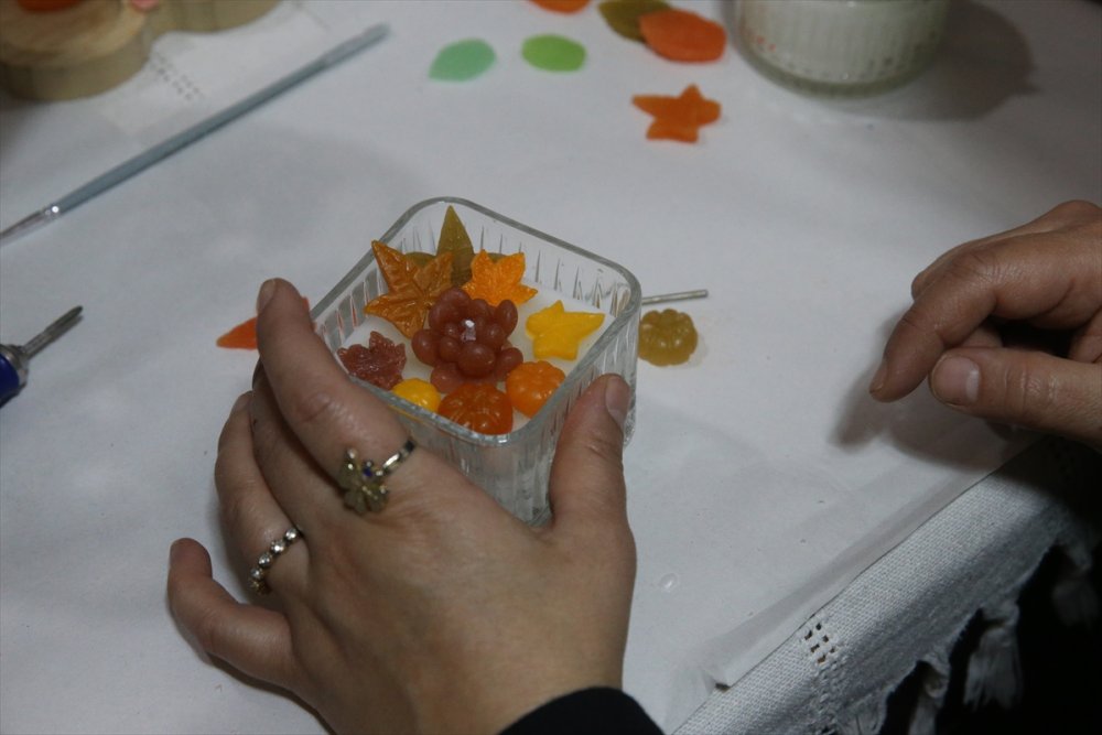 Tokatlı Kadınlar Sabun, Mum ve Takı Öğrenimi İçin Bir Araya Geliyor.