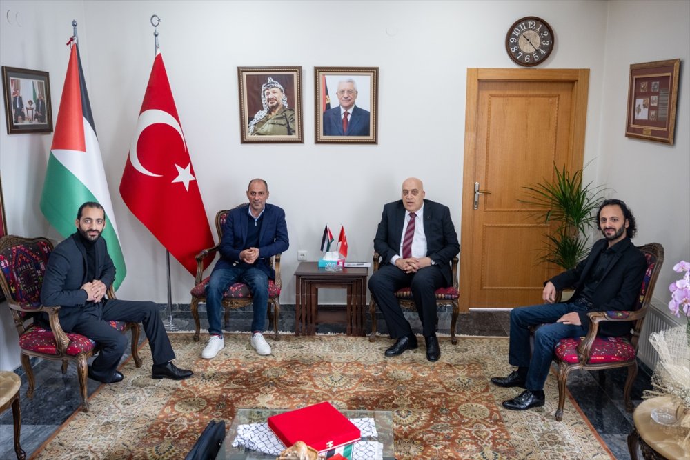 Filistinli müzik grubunun üyesi Joubran, normal şartlarda yaşamaları için işgalin bitmesi gerektiğini söyledi: