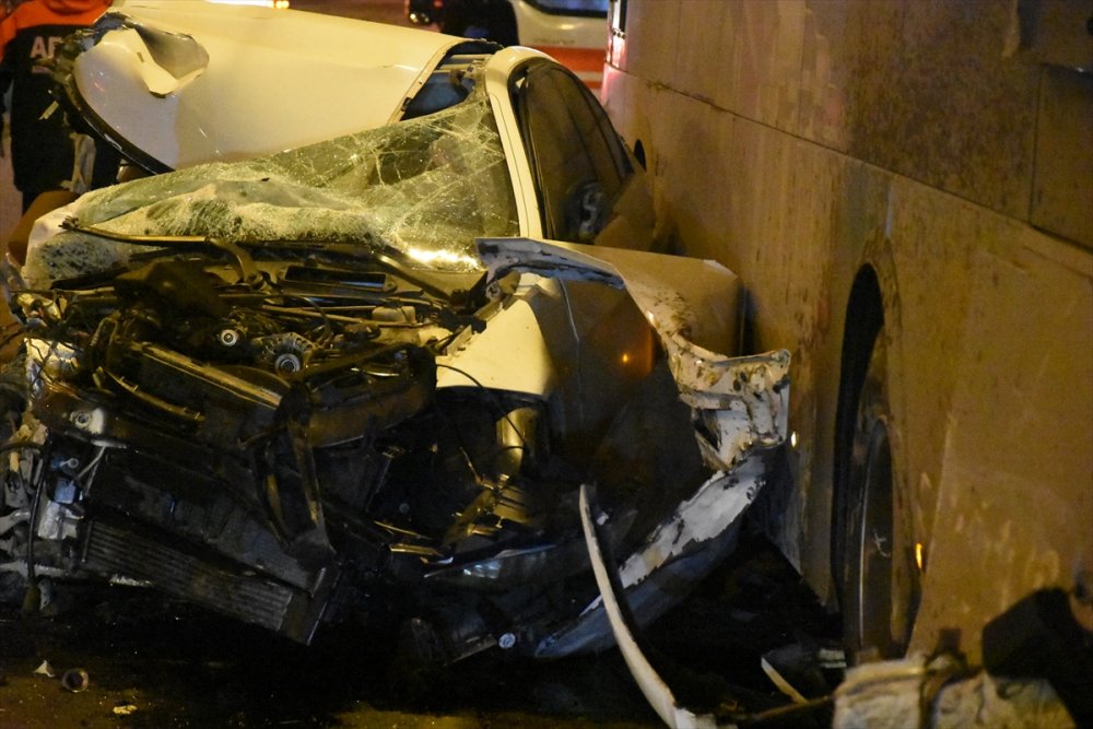 Ölümlü Kazalar Bitmiyor. Malatya'da zincirleme trafik kazasında 2 kişi öldü, 3 kişi yaralandı