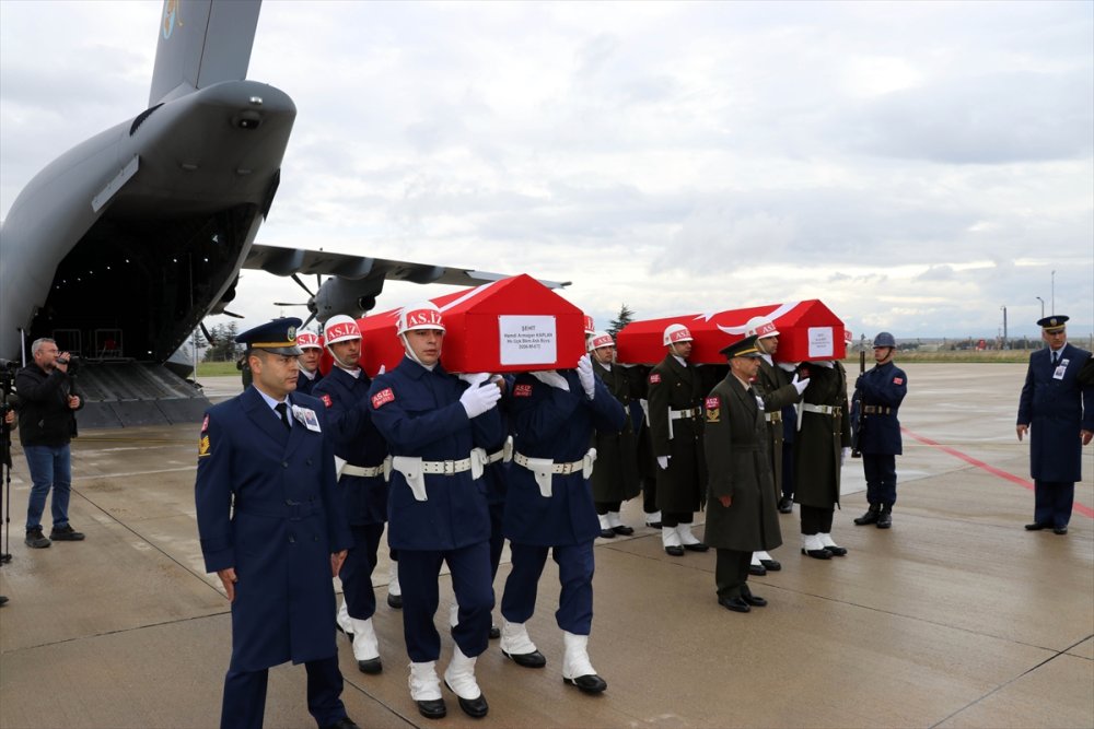 Şehitler tek tek getiriliyor  Kaplan ve İbbiği'nin cenazeleri Amasya'ya getirildi