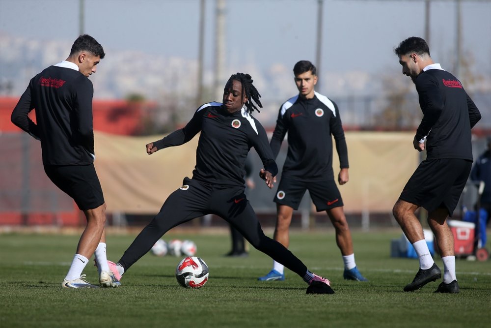 Başkent ekibi Gençlerbirliği, Galatasaray karşılaşmasına hazır