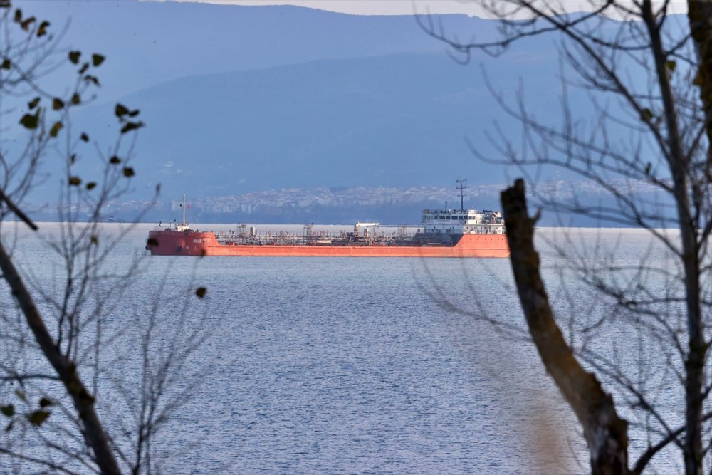 Karadeniz’de Saldırıya uğrayan "MIDVOLGA-2" isimli gemi Sinop açıklarına ulaştı