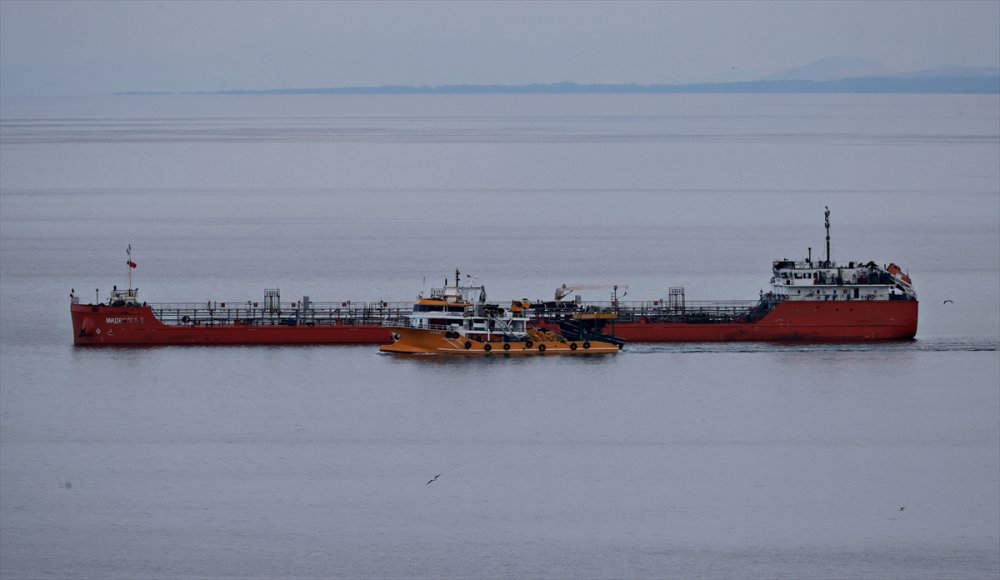 Karadeniz’de Saldırıya uğrayan "MIDVOLGA-2" isimli gemi Sinop açıklarına ulaştı