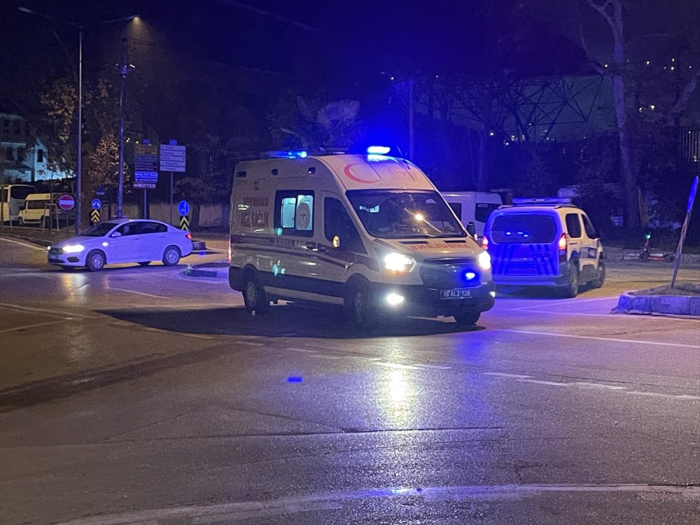 Osmangazi’de barakada çıkan yangında 1 kişi dumandan etkilendi