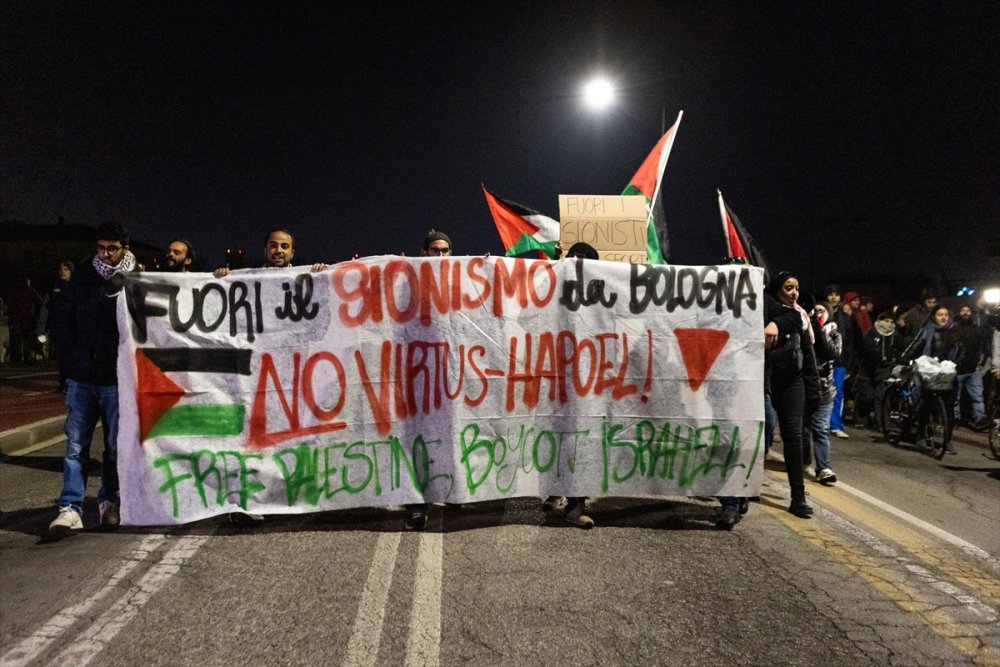 İtalya'da İsrail takımı Hapoel Tel Aviv protesto edildi