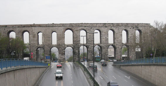 sarachane-ye-dev-yatirim-1102088.jpg sarachane-ye-dev-yatirim-1102088.jpg